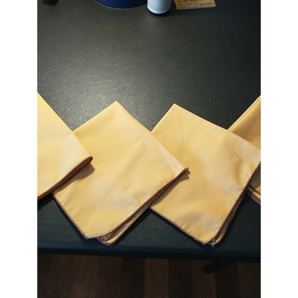 Vintage 70s Embroidered Set of 4 Tan Orange Brown Cloth Napkins Square Primitive - Picture 5 of 5